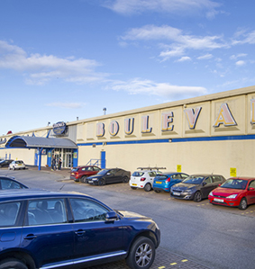 codonas amusement park exterior building image